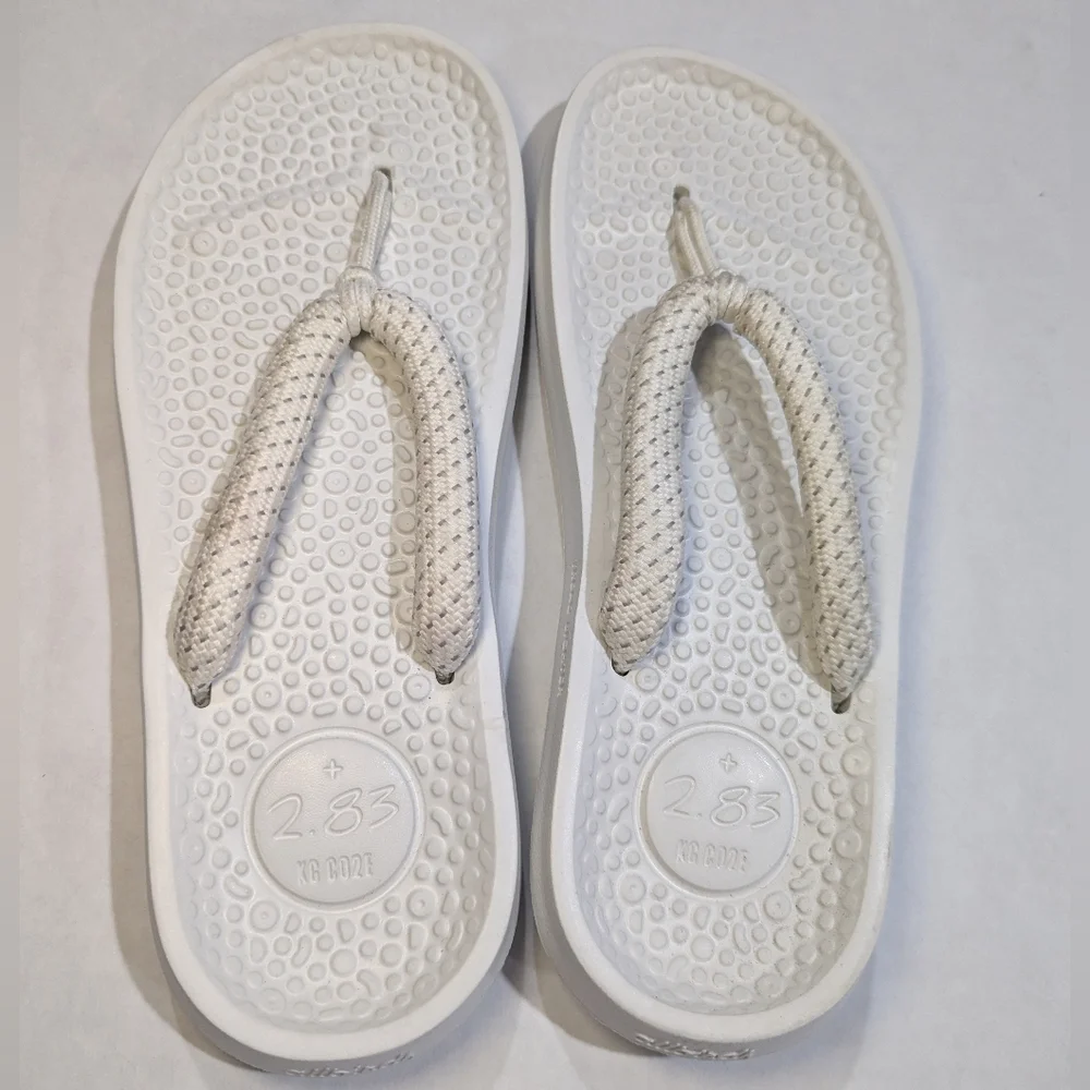 ALLBIRDS Sandals White Blizzard Sugar Zeffers Flip Flops Women's Size US 9.5 EUC - Picture 2 of 13